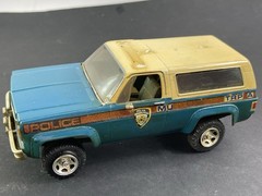 1/25 REVELL L.A. SHERIFF’S FORD BRONCO New York Police Built Up Kit 1984