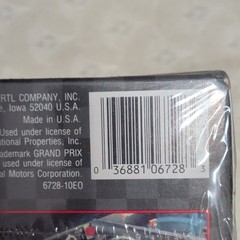 AMT Richard Petty STP Grand Prix Pontiac #43 1:25 Unassembled Kit 6728