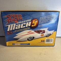 Polar Lights All Plastic Snap Model Kit Speed Racer the Amazing Mach 5