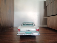 1957 FORD FAIRLANE 500 BUILT MODEL KIT 1/25