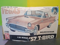 AMT VEGAS 1:25 ’57 T-Bird Ford Thunderbird Model Kit 3105 *PARTS ONLY*