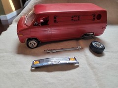 Neat Built Up Original Issue AMT 70’s Chevy van. 1/25