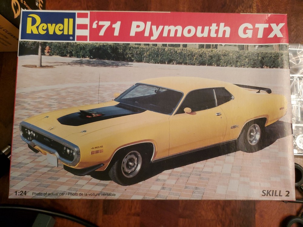 Revell 1971 ’71 Plymouth GTX Vintage 1995 1:24 Kit 7608 NEW Open Box Complete