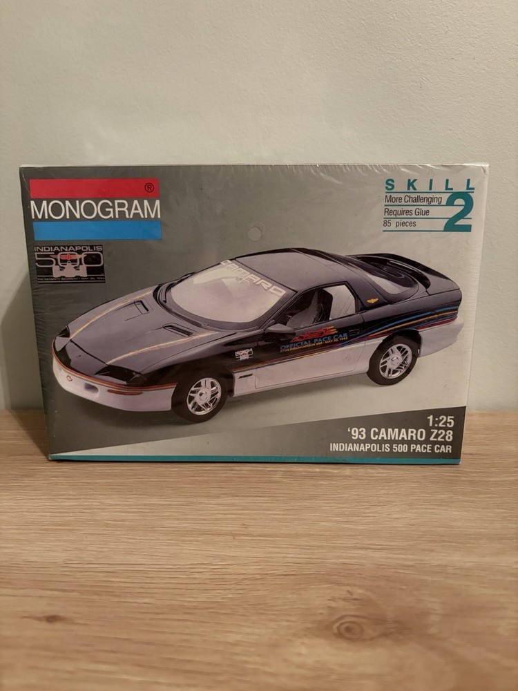 Monogram 1:25 🏁🏆1993 Camaro Indy 500 Pace Car🏁🏆 Factory Sealed