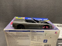 Revell ’98 Corvette Roadster Z06 Custom Painted Model 1/25 Detailed Trim Vette