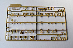 1987 Academy 1:35 U.S. Army M2 Bradley IFV Infantry Model #1335 Parts & Pieces