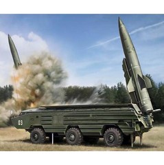1/72 HobbyBoss Russian 9K79 Tochka SS-21 Scarab IRBM Missile Vehicle Model Kits
