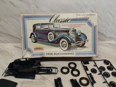 Lindberg Classic 1936 Duesenberg Plastic Model Kit no. 6607, 1/32 Scale,open Box