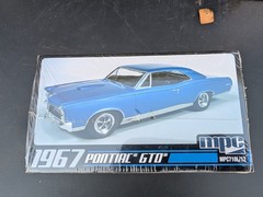 MPC 1967 Pontiac GTO 1:25 Model Kit – Sealed, Box Wear – MPC710L/12
