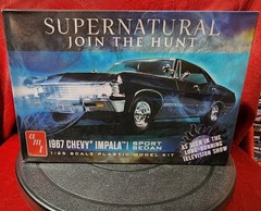 1967 Chevy Impala Supernatural 1/25 Scale Plastic Model Kit Round 2 Open Box