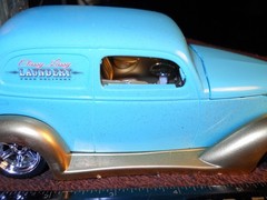 Lindberg 1:25 ’38 Custom Ford Van/Delivery Beautiful Built Old Model Car. !!