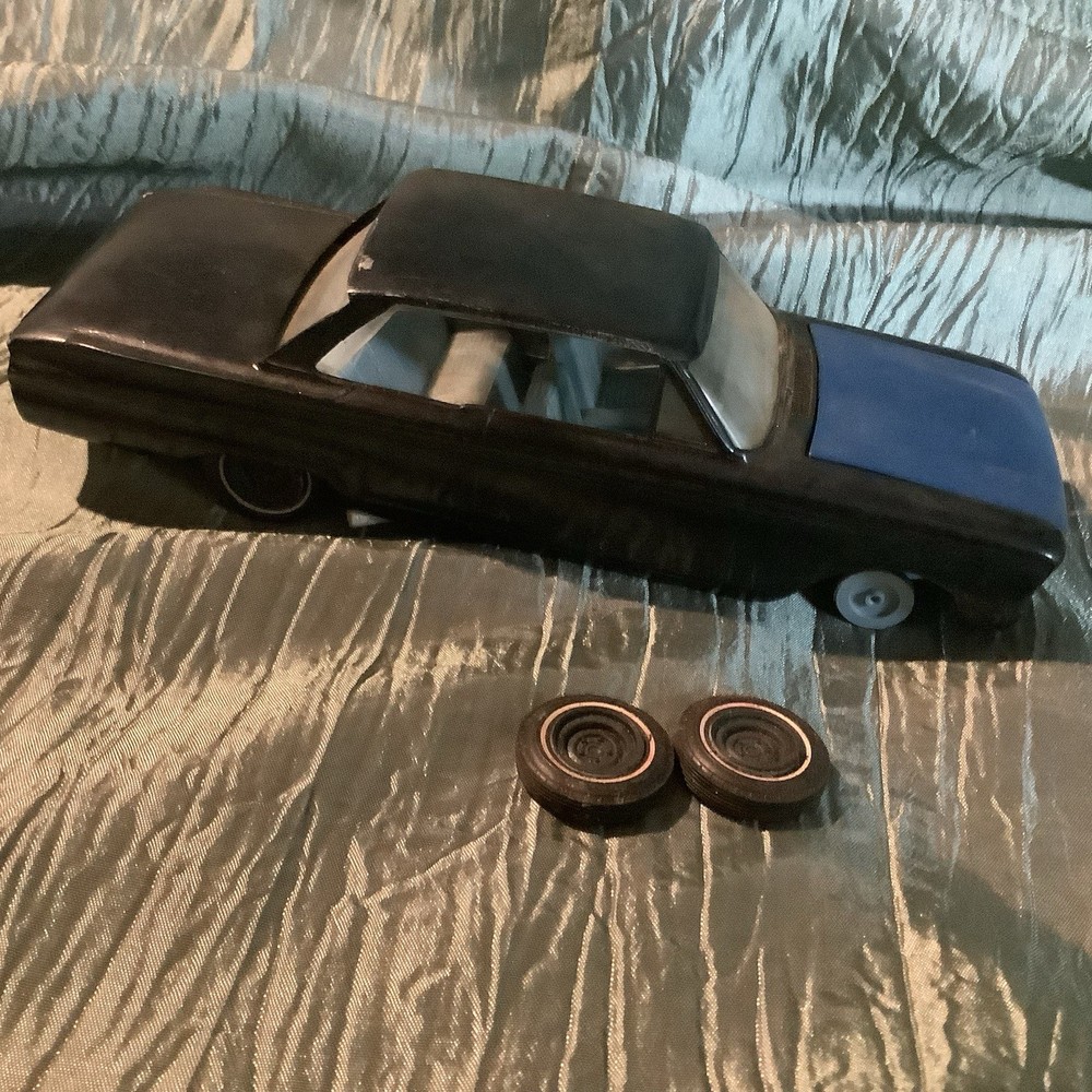 AMT Model Car 1960’s Ford Falcon Sprint ? Maybe? Screw Bottom 4 Restoration