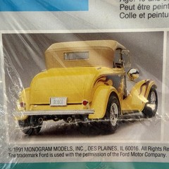 Monogram 1932⚡️Ford⚡️Roadster⚡️Street⚡️ Rod🇺🇸1/24 Model Factory Sealed Vintage