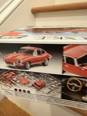 REVELL 85-4509 JAGUAR XK-E MODEL KIT-NIB-1:24 SCALE