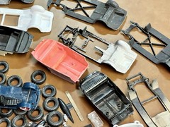 VINTAGE JUNKYARD LOT MODEL CAR TIRES WHEELS RAT ROD CAR PARTS PROJECT REPAIR