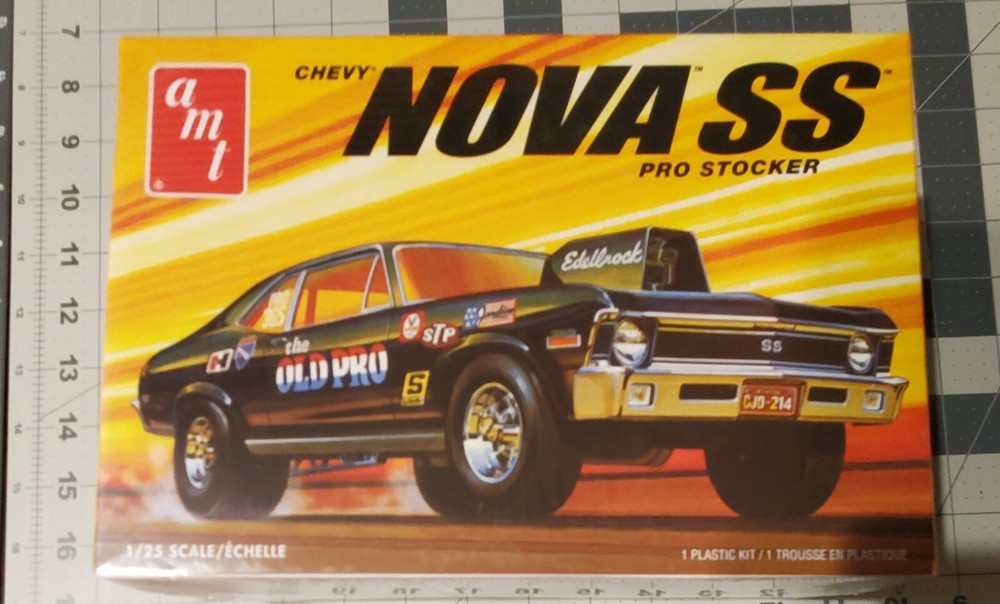 AMT 1972 CHEVY NOVA SS PRO STOCKER 2 n 1 Model Kit 1/25 AMT 1142 FACTORY SEALED