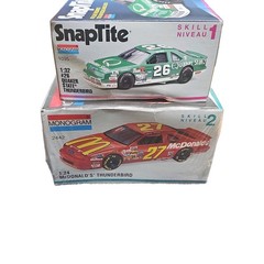 Lot Of 2 – Monogram Model Cars Skill 1 & 2. NASCAR 1:24 & 1:32 Ford Thunderbird