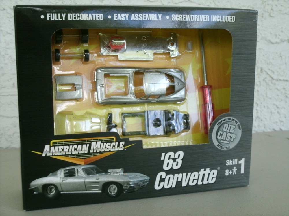 American Muscle 63 Corvette 1:64 Diecast Model Kit #31445