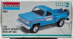 Revell MONOGRAM “Chevy Sport Pick-Up 4×4” New Original Model Car 1/24 Scale Box