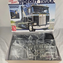 AMT Hideout Truck Tyrone Malone’s 1/25 Scale Plastic Model Kit