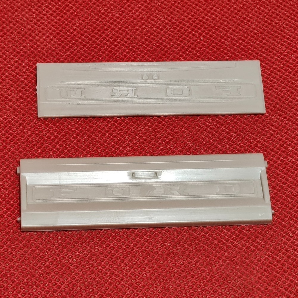 Tailgate 1970 Ford F-100 4×4 Pickup 1:25 scale model car part Moebius