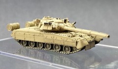 Takara 1:144 Russian Army T-80U MBT Desert Tan World Tank Museum TK-T06107 *HTF*