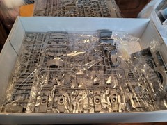 Border BT-010 1/35 TIGER I EARLY PRODUCTION SD.KFZ.181 Model Kit Tank