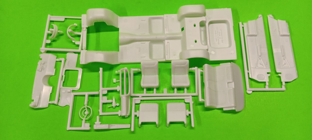64 1964 Impala SS 1/25 Lowrider Interior Tub Bucket Seat Dash Same as Stock