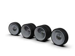 1:25 26″ Steel Smoothie Dually Wheels/Chrome Cap Rubber tires.