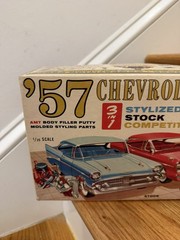AMT 57 Chevrolet 3in1 2 Door Hardtop Car model kit