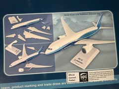 Skymarks Boeing 747-400F Aircraft UPS 1/200 Snap-Fit SKR1113
