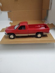 1994 Dodge Ram 2500 Flame Red/Silver dealer promo 1/25 AMT Ertl