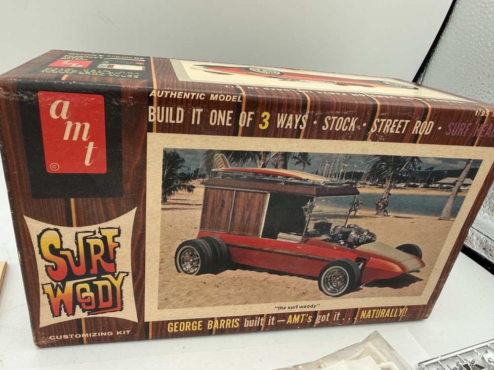 Vintage AMT George Barris SURF WOODY / Original 2166-200 / Model Kit + Signature
