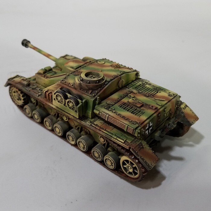 1/72 Scale WWII German Sturmgeschutz IV Assault Gun Vehicle Tri Color Camo Model