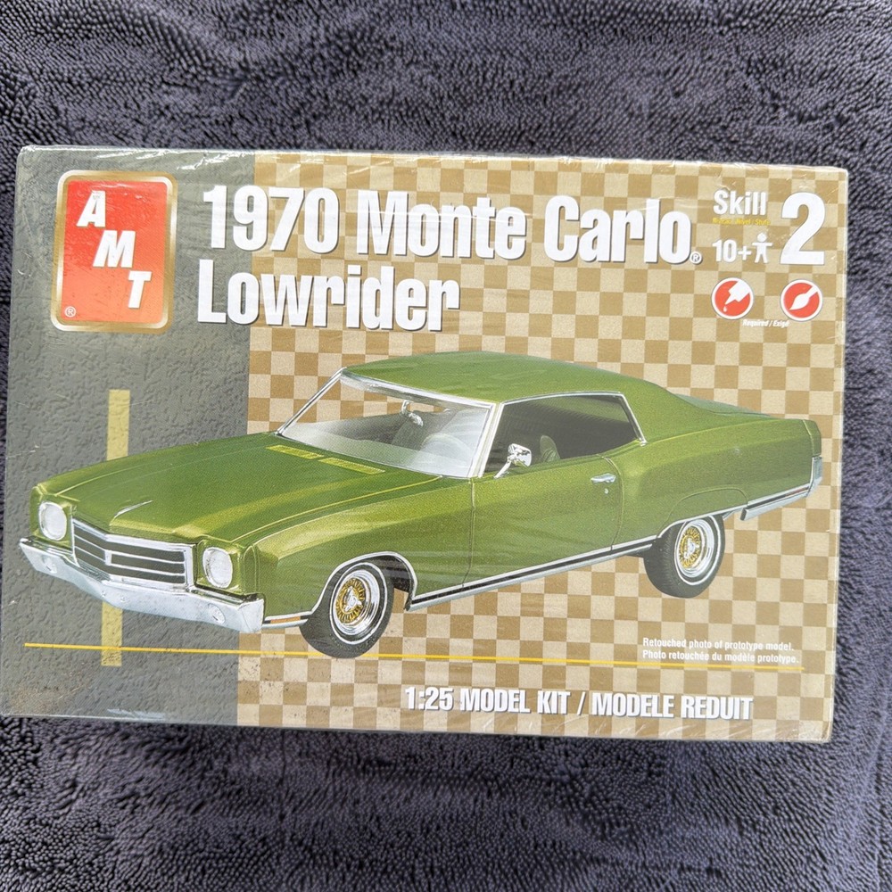 AMT/ERTL 1970 Monte Carlo Lowrider Vintage 2004 Model Kit, 1:25 Scale, Sealed