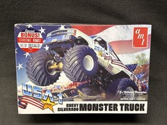 AMT USA 1 Monster Truck Chevy Silverado 1/25 Sealed Model Kit OBS Chrome Wheels