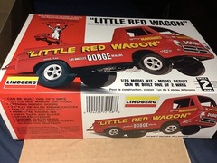 1 25 scale model parts Little Red Wagon Stock Engine Cover No Box