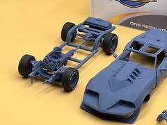 1:8 Large Scale Corvette Summer Complete Resin Model Kit with Engine – 23×8.6in