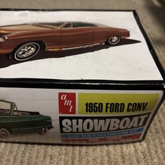 AMT 1950 FORD CONVERTIBLE SHOWBOAT 1/25 SCALE CUSTOMIZING KIT Never Built