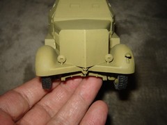 Armoured Vehicle w/Gun Well Built & Painted Excellent Condition 1/35 Built