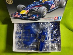 Tamiya Red Bull Renault RB6 1/20 F1 Model Kit No67 Japan Used