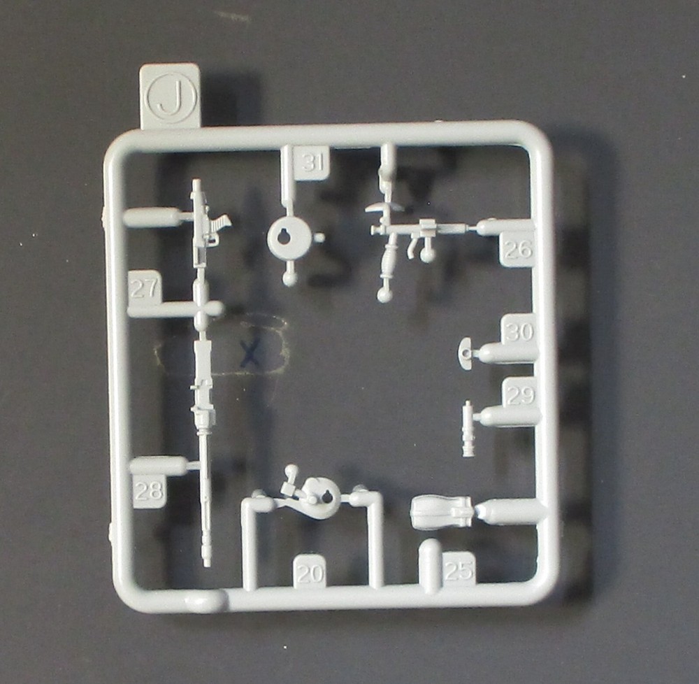 Dragon 1/35th Scale Panzer IV Ausf F2(G) – Parts Tree J from Kit No. 6360
