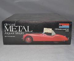 New Sealed NOS Jaguar XK120 Monogram 1:24 Scale Metal & Plastic Model Car Kit No