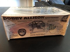 AMT BOBBY ALLISON’S 1975 AMC SPORTSMAN MATATOR STOCK CAR 1/25 NEW FACTORY SEALED
