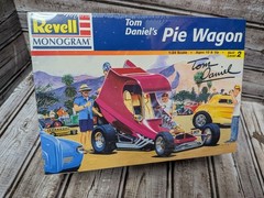 Revell Tom Daniel’s Pie Wagon Hot Rod Plastic Model Kit Sealed