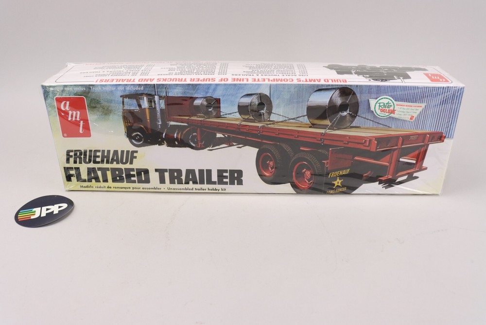 NOS 2011 AMT Fruehauf Flatbed Trailer 1/25 Model Kit AMT-617 NIB w/Cut Decals