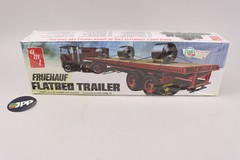NOS 2011 AMT Fruehauf Flatbed Trailer 1/25 Model Kit AMT-617 NIB w/Cut Decals