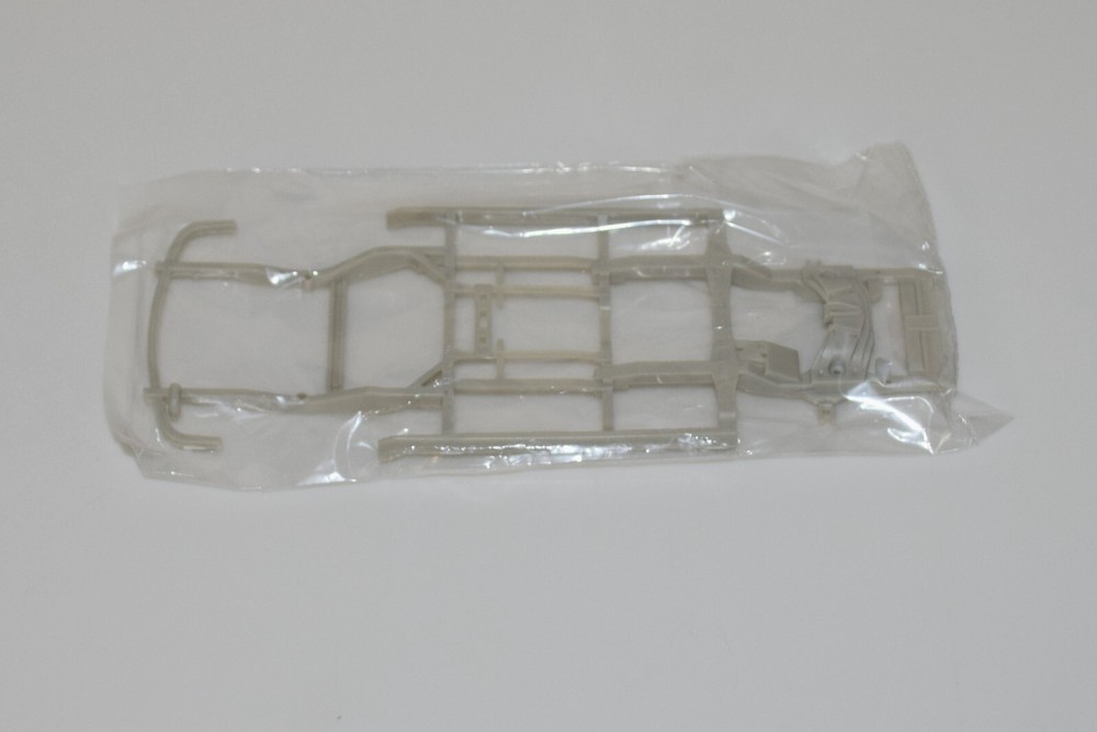 MOEBIUS 1954 HUDSON HORNET SPECIAL 1214 ⭐PARTS⭐ FRAME ASSEMBLY 1:25