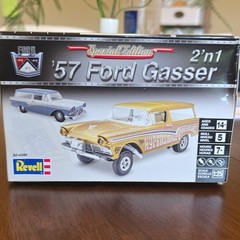 Revell Special Edition ’57 Ford Gasser Hot Rod 1:25 Plastic Model Kit 85-4396