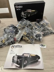 Nifeliz Retro Car ​Silver Cloud Building Set 1:14 Scale 1096 pieces